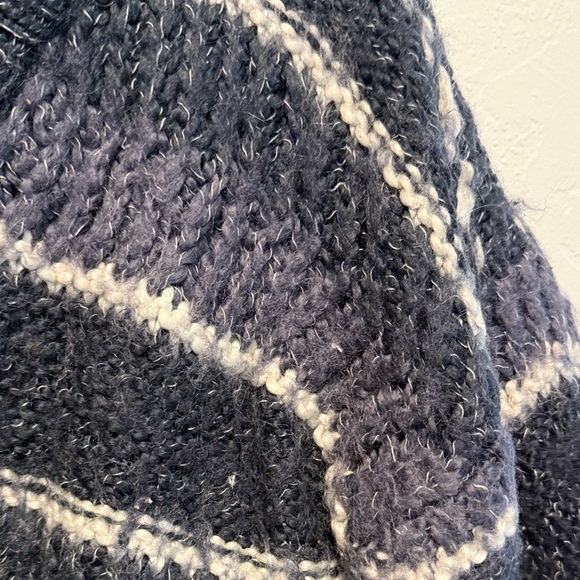 Roxy Blue White Gray Striped Chunky Knit Button Front Cardigan M Cottagecore Top - Picture 5 of 12